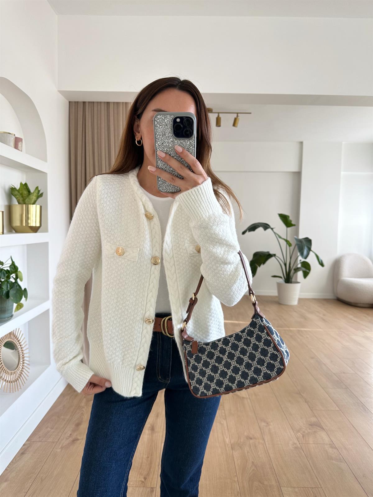 KEMİK  SAÇ ÖRGÜ GOLD DÜĞMELİ HIRKA