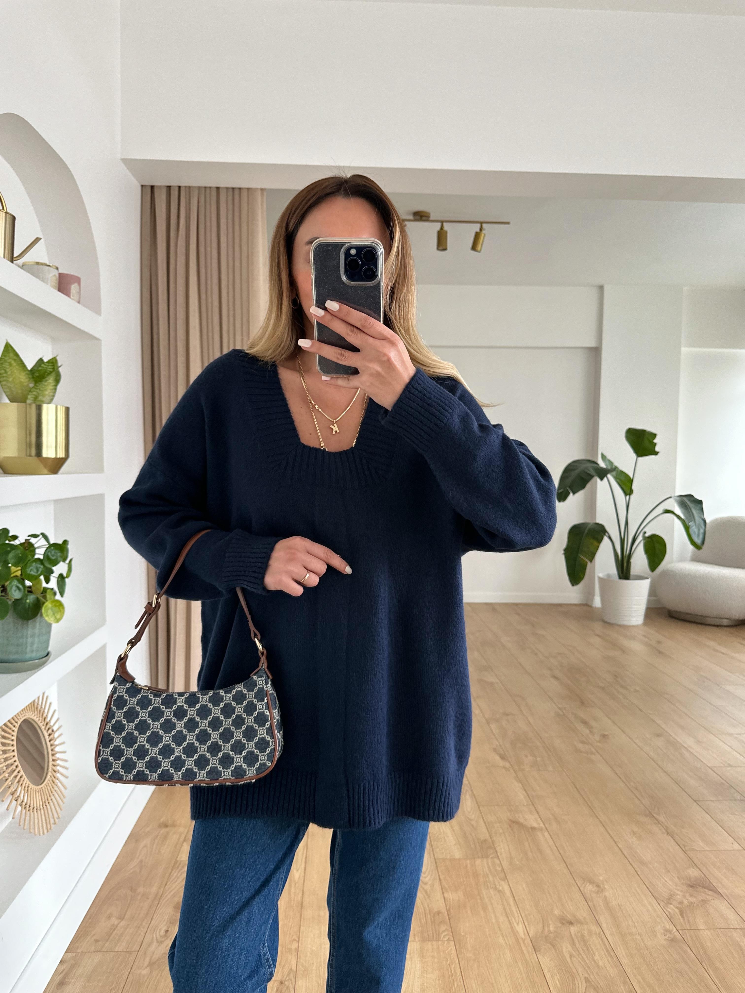 LACİVERT  GENİŞ YAKA OVERSIZE GRİ KAZAK