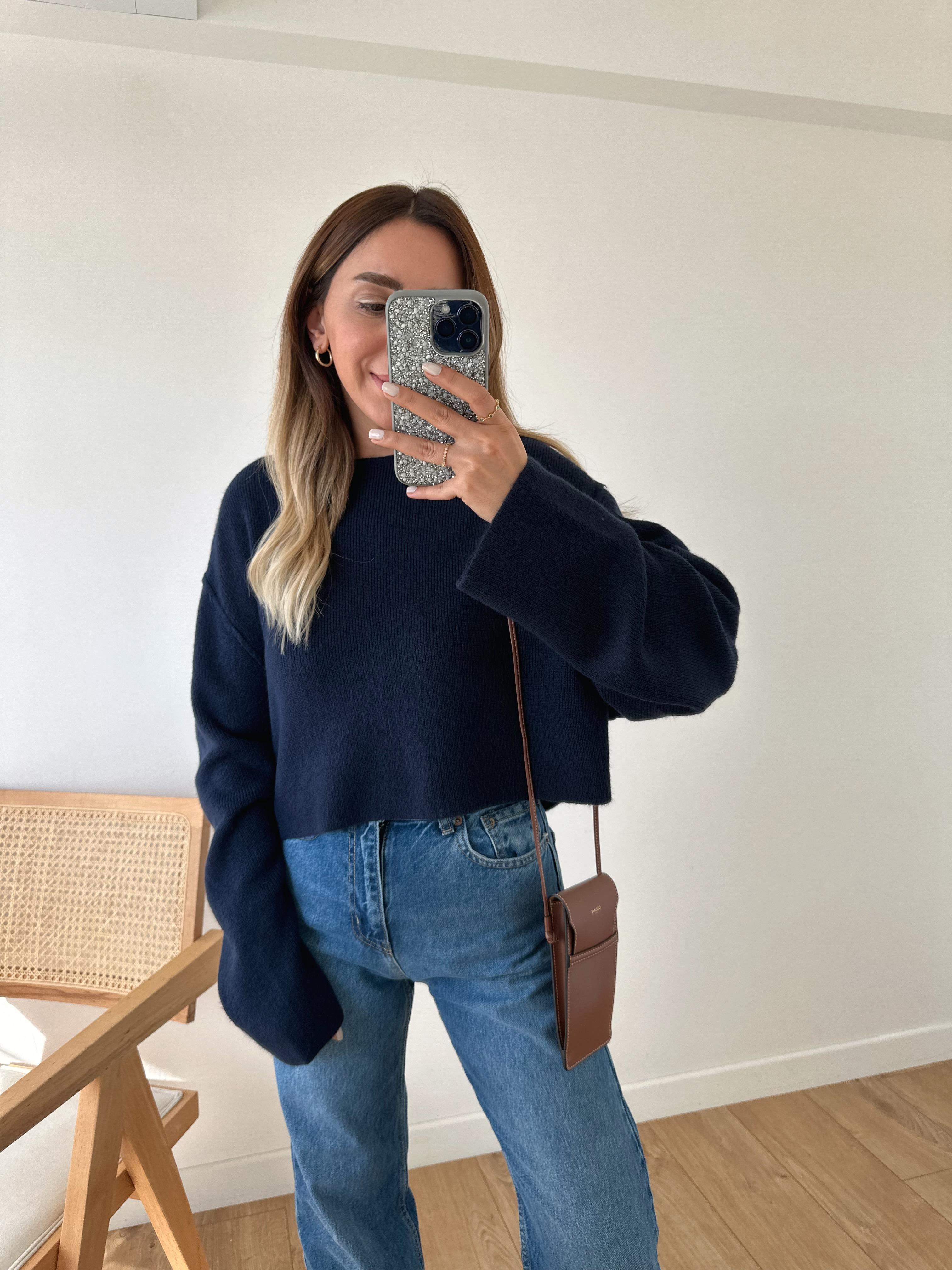 LACİVERT KISA OVERSIZE KAZAK