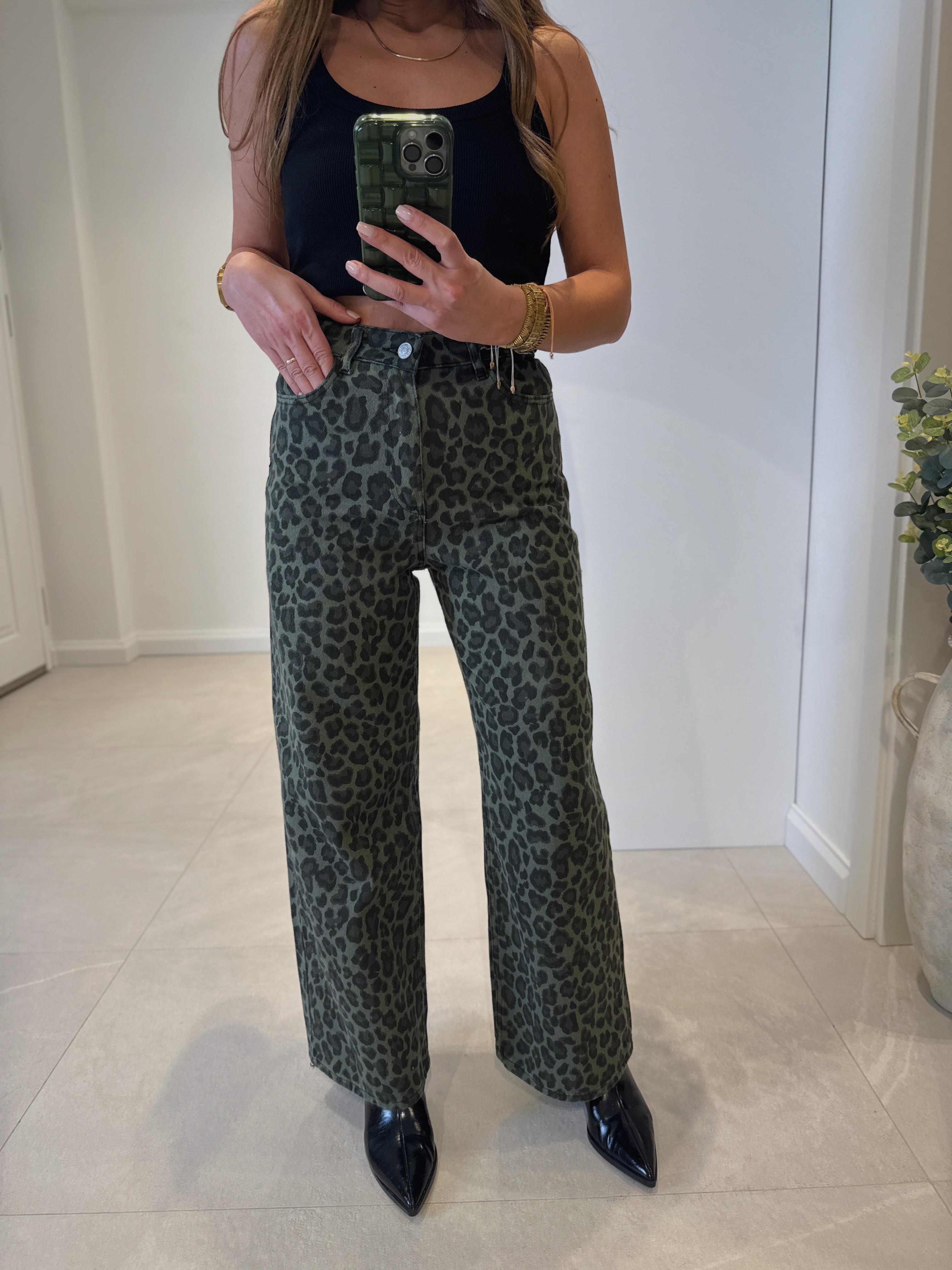 Low 0248 Koyu Yeşil Leopar Desen Gabardin Pantolon
