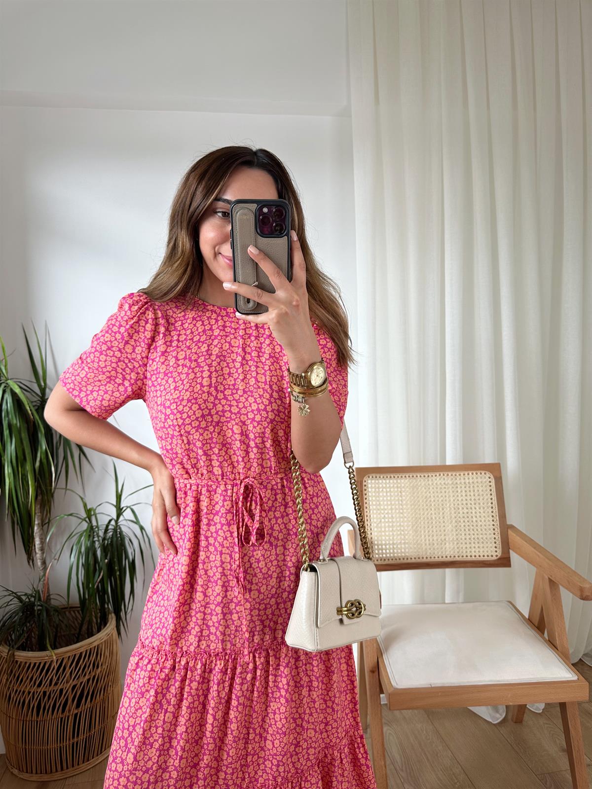 PEMBE ÇITIR DESENLİ ELBİSE