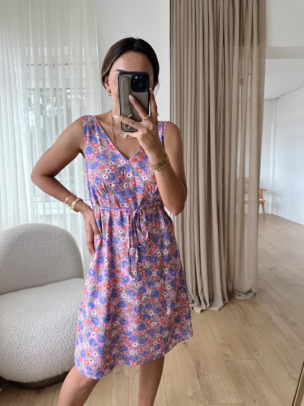PEMBE KÜÇÜK ÇİÇEKLİ KOLSUZ ELBİSE