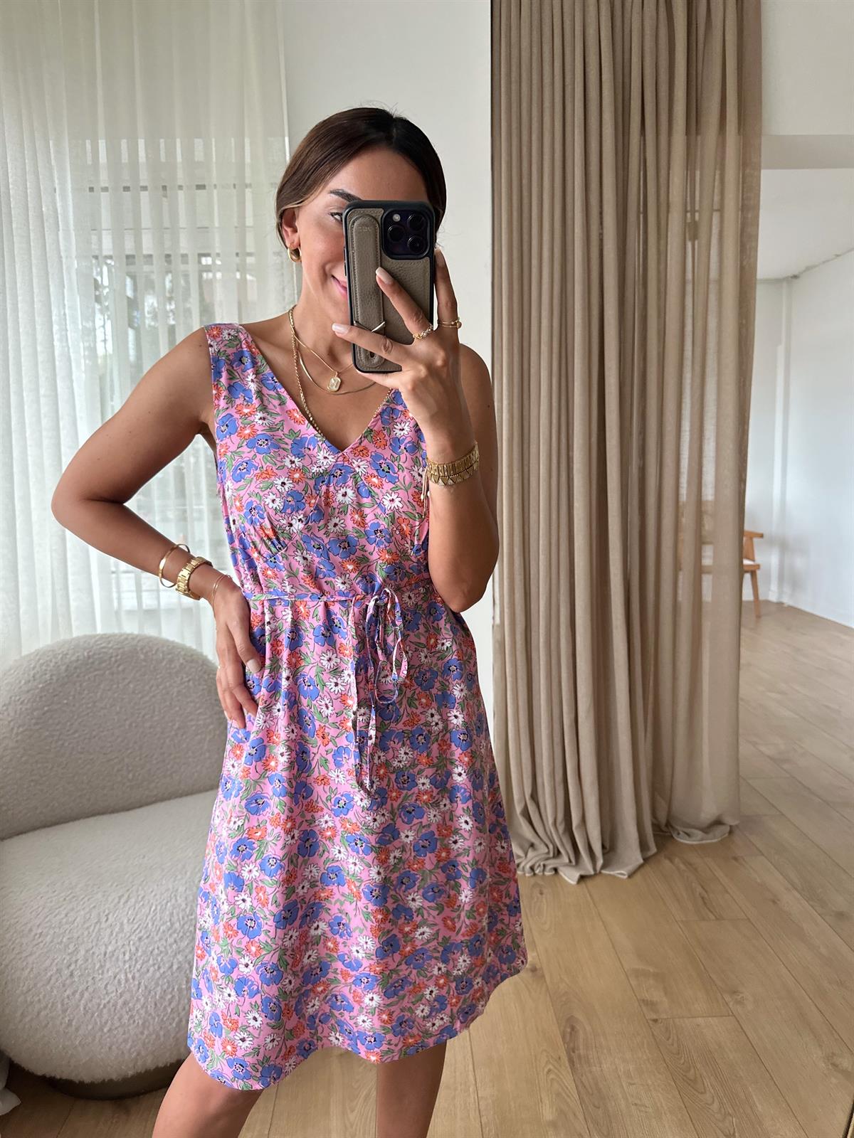 Pembe Küçük Çiçekli Kolsuz Elbise · 2