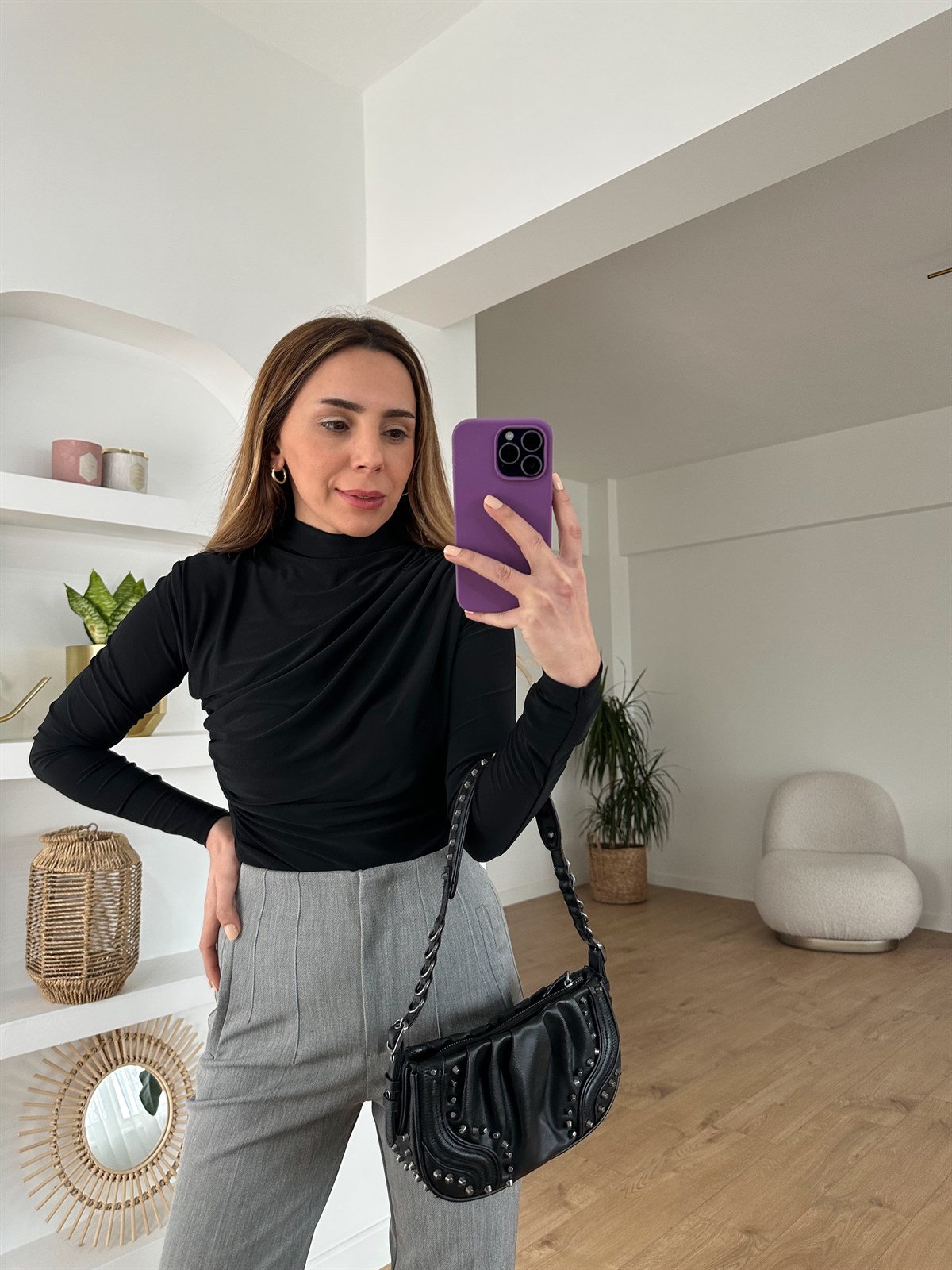 Siyah Önü Büzgülü Jarse Bluz · 7