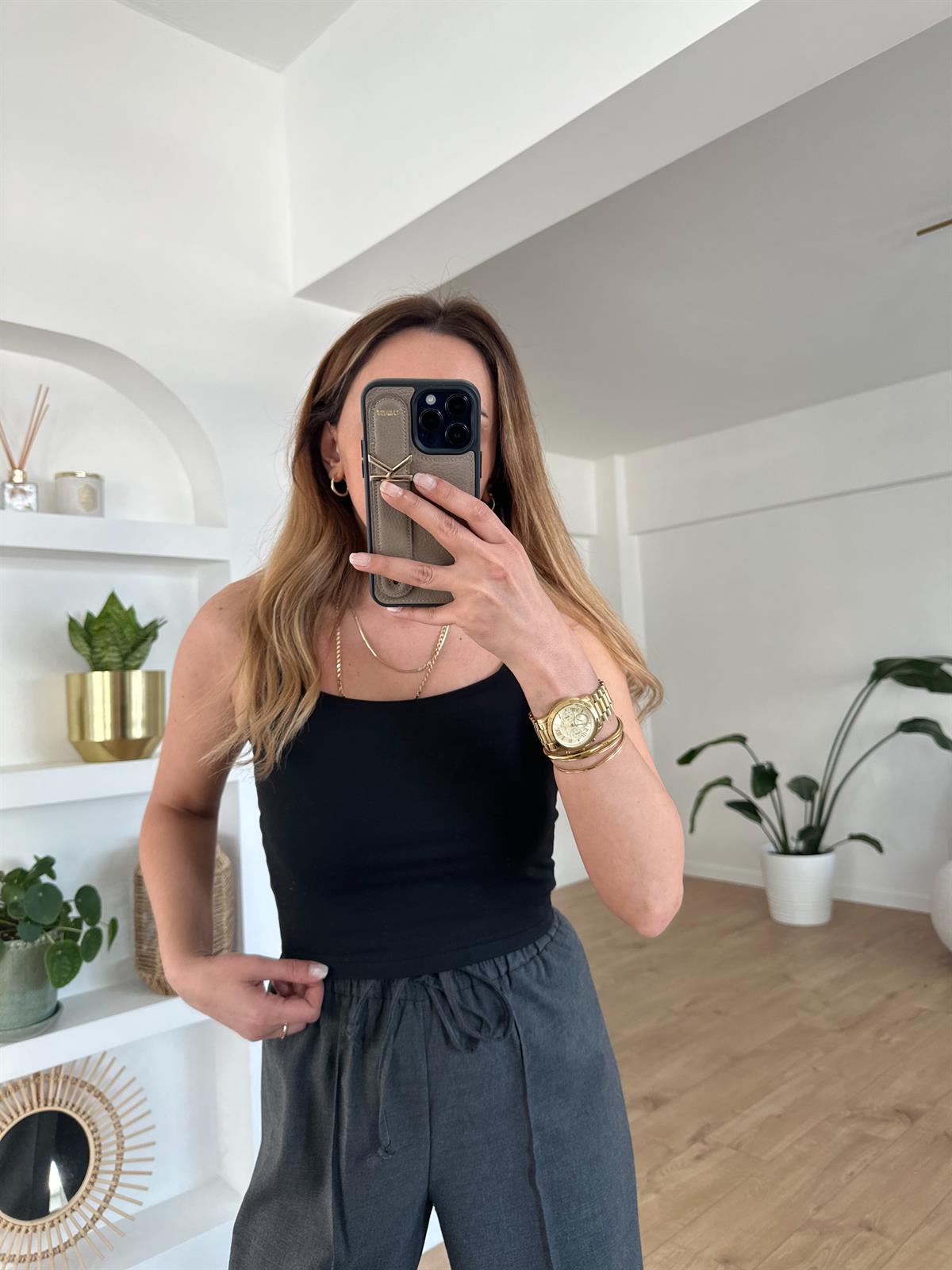 SPAGETTİ ASKILI SİYAH CROP