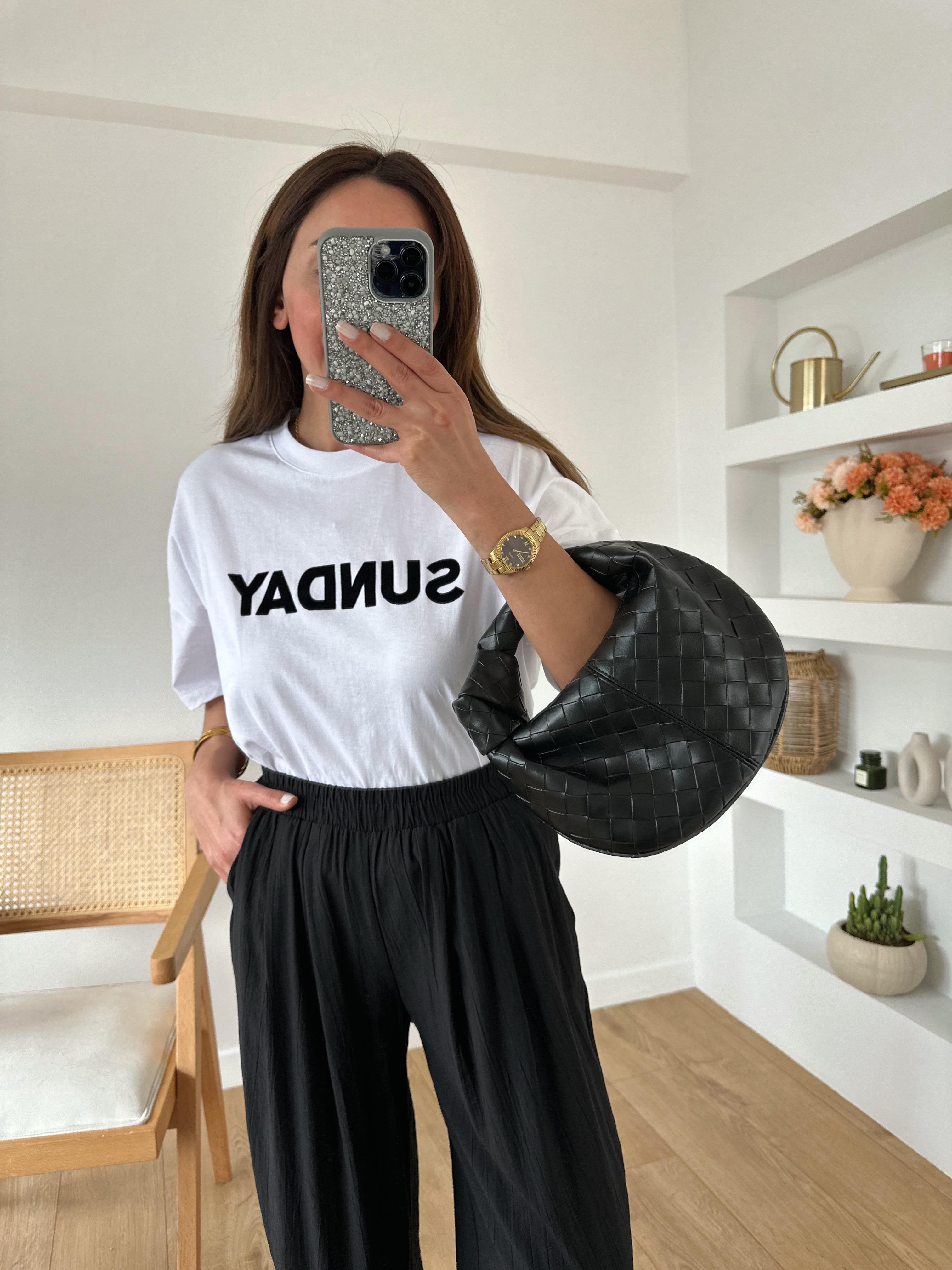 SUNDAY BEYAZ OVERSIZE PAMUKLU TİŞÖRT
