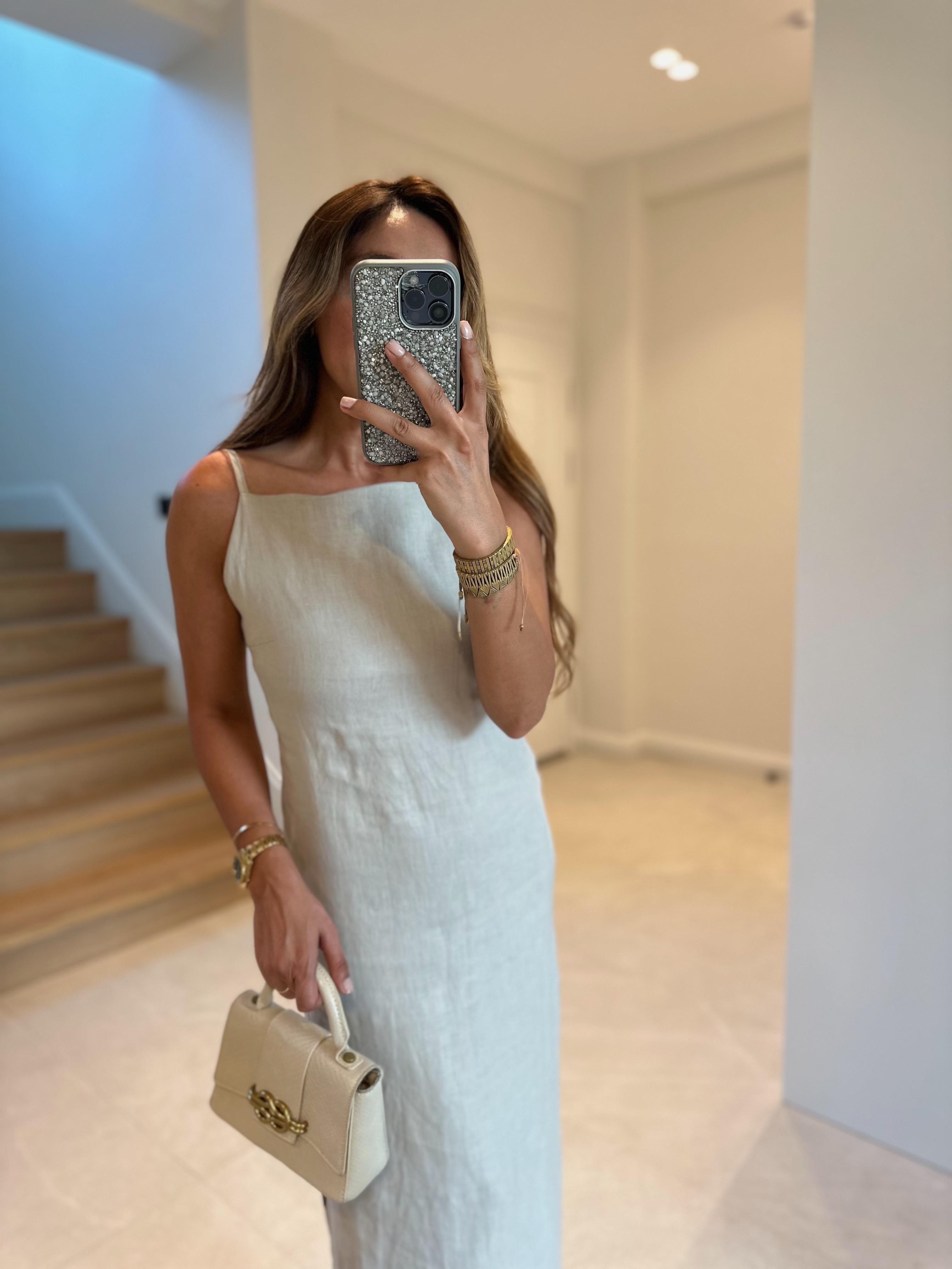 Taş Rengi Sırt Detaylı Yırtmaçlı Keten Elbise