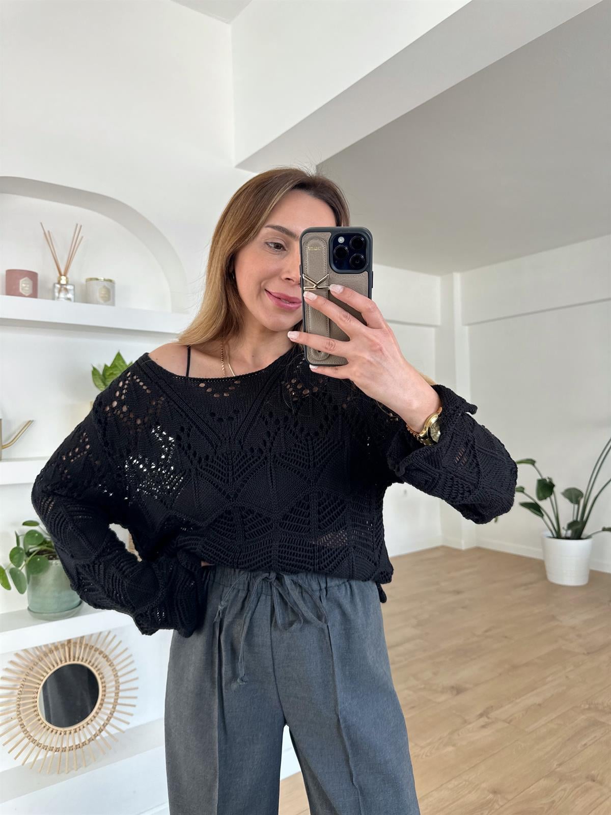 ZR AJURLU SİYAH TRİKO
