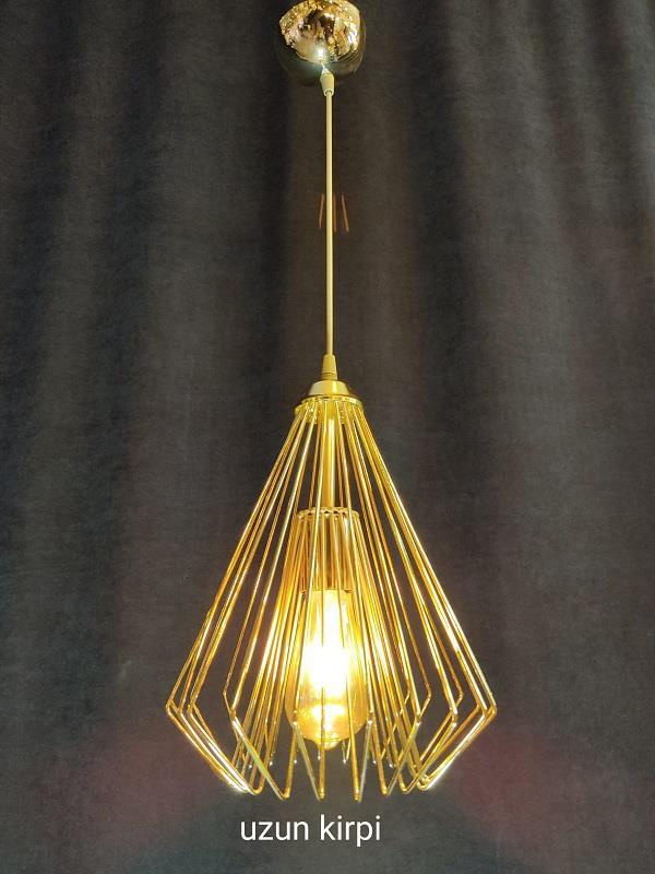 AVİZE & ARMATÜR & APLİKUZUN007.01.0192UZUN KİRPİ GOLD SARKIT ARMATÜRUZUN KİRPİ GOLD SARKIT ARMATÜR