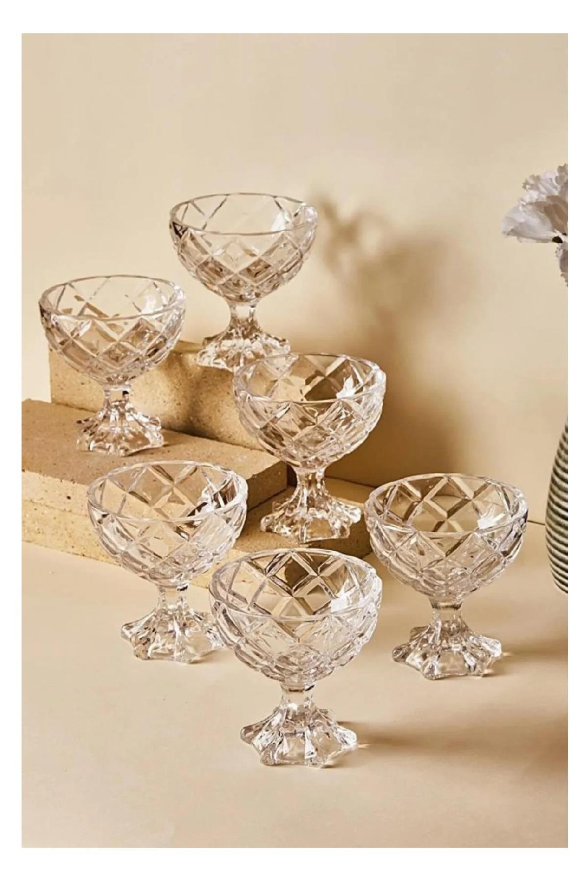 SUNUM & ÇEREZLİK TABAKLARIMUHTELİF009.01.0785Perez ayaklı cam sunumluk 6lı 12624Perez ayaklı cam sunumluk 6lı 12624