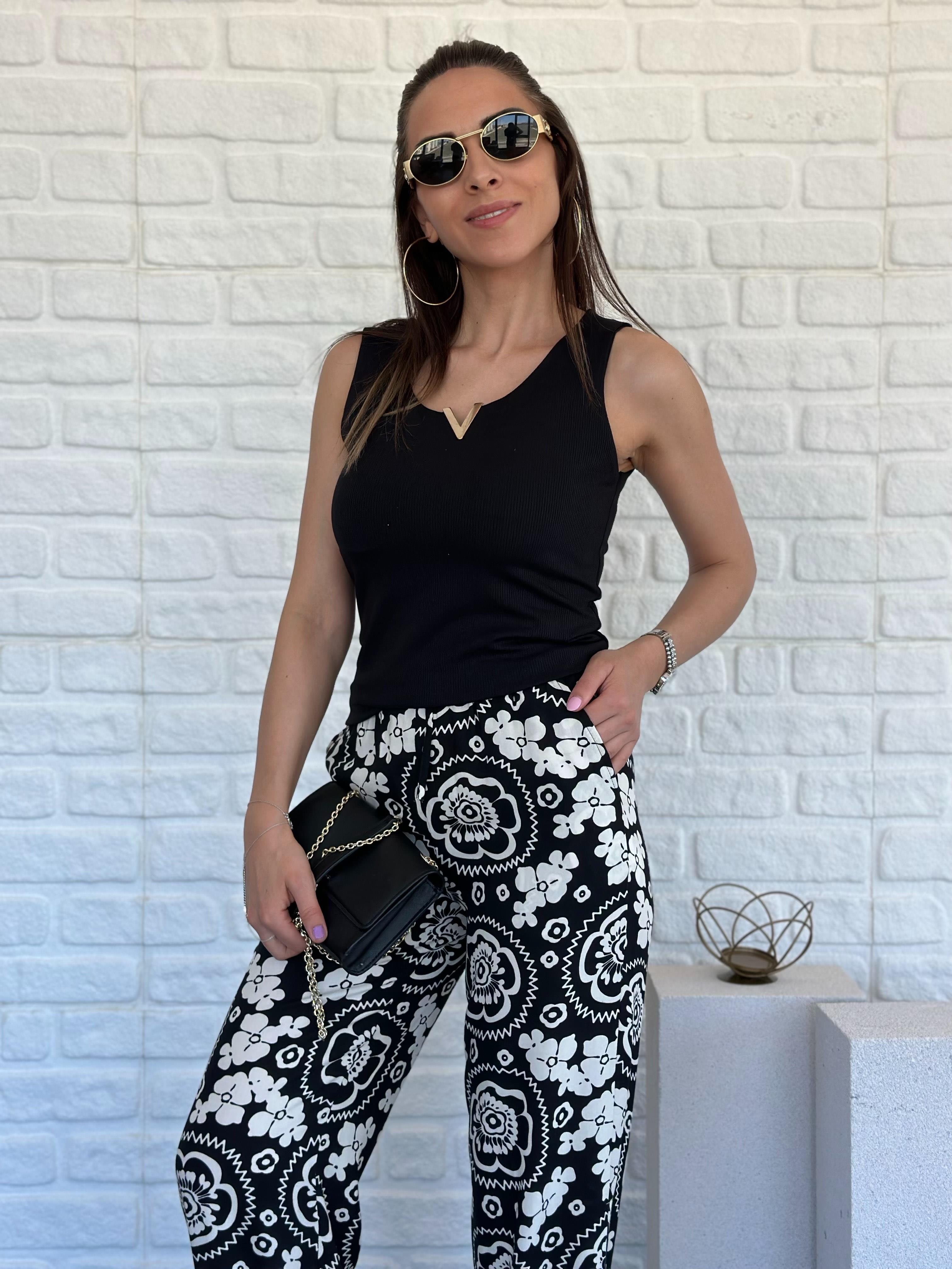 Metal Yakalı Askılı Bluz Siyah