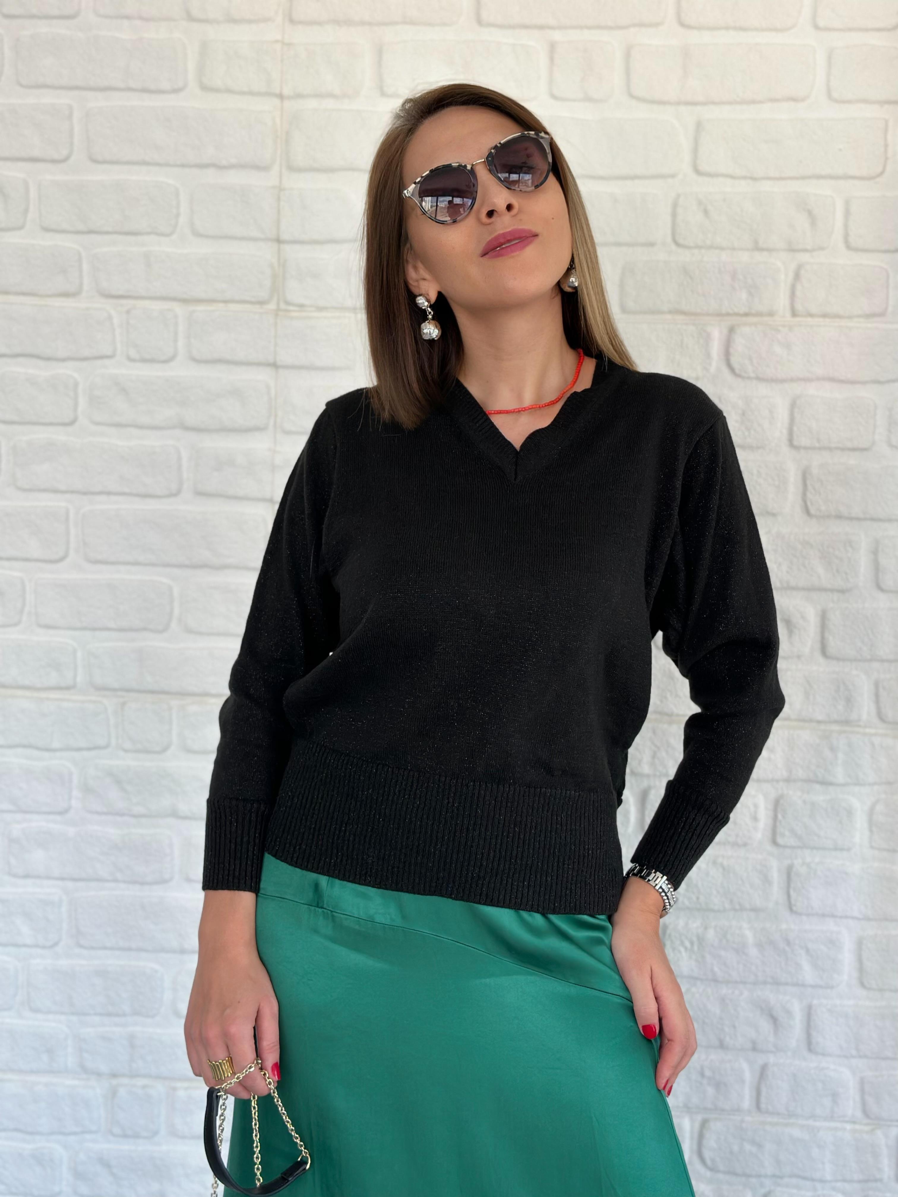 Sırt Detaylı Simli Triko