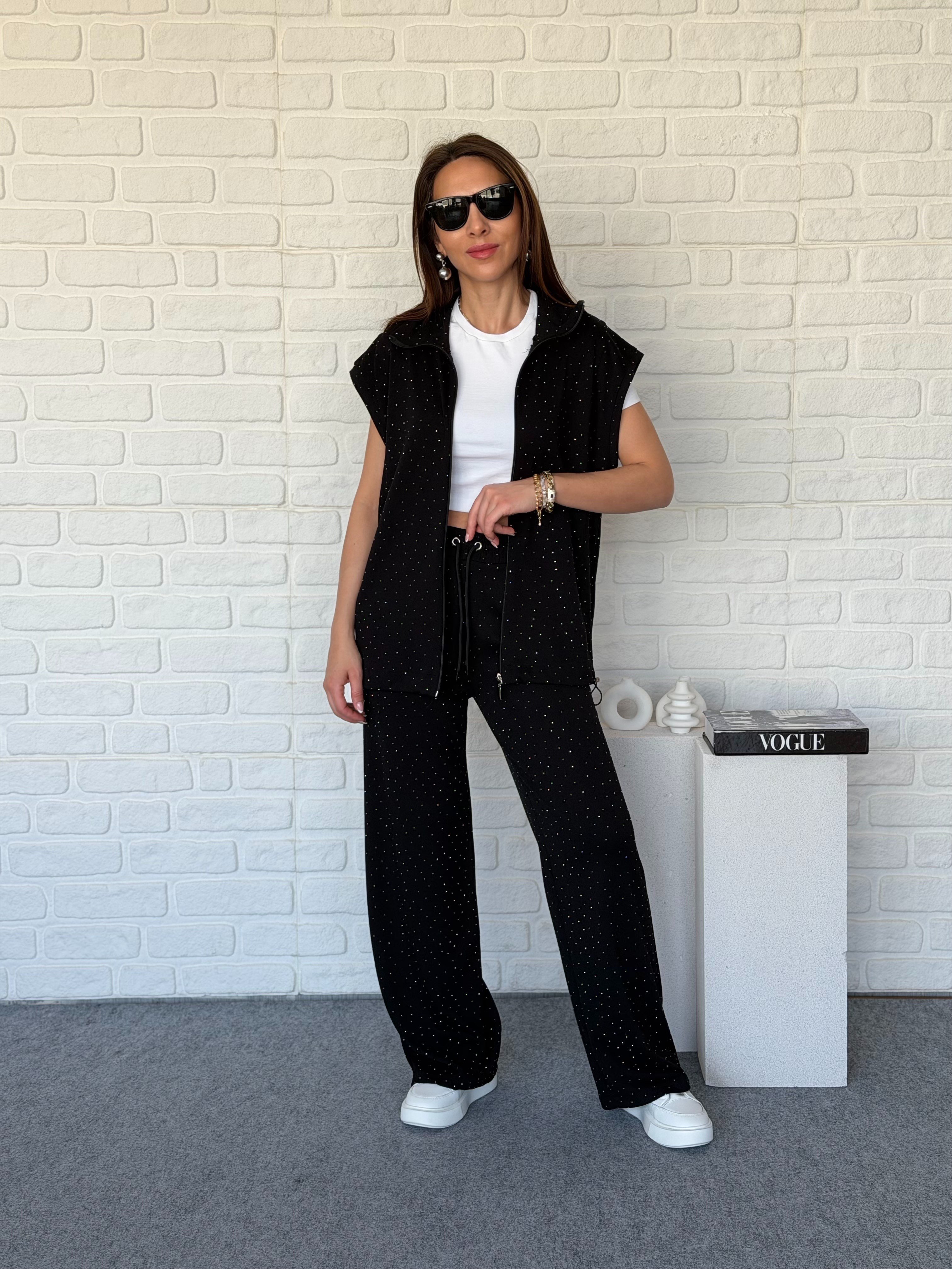 Taşlı Stoperli Takım Siyah