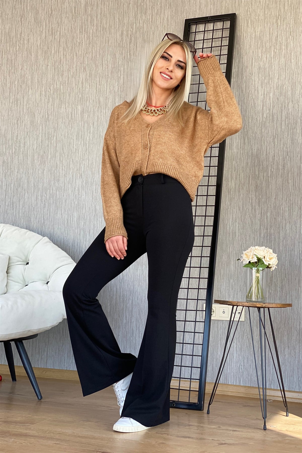 Düğmeli Hırka Kahve