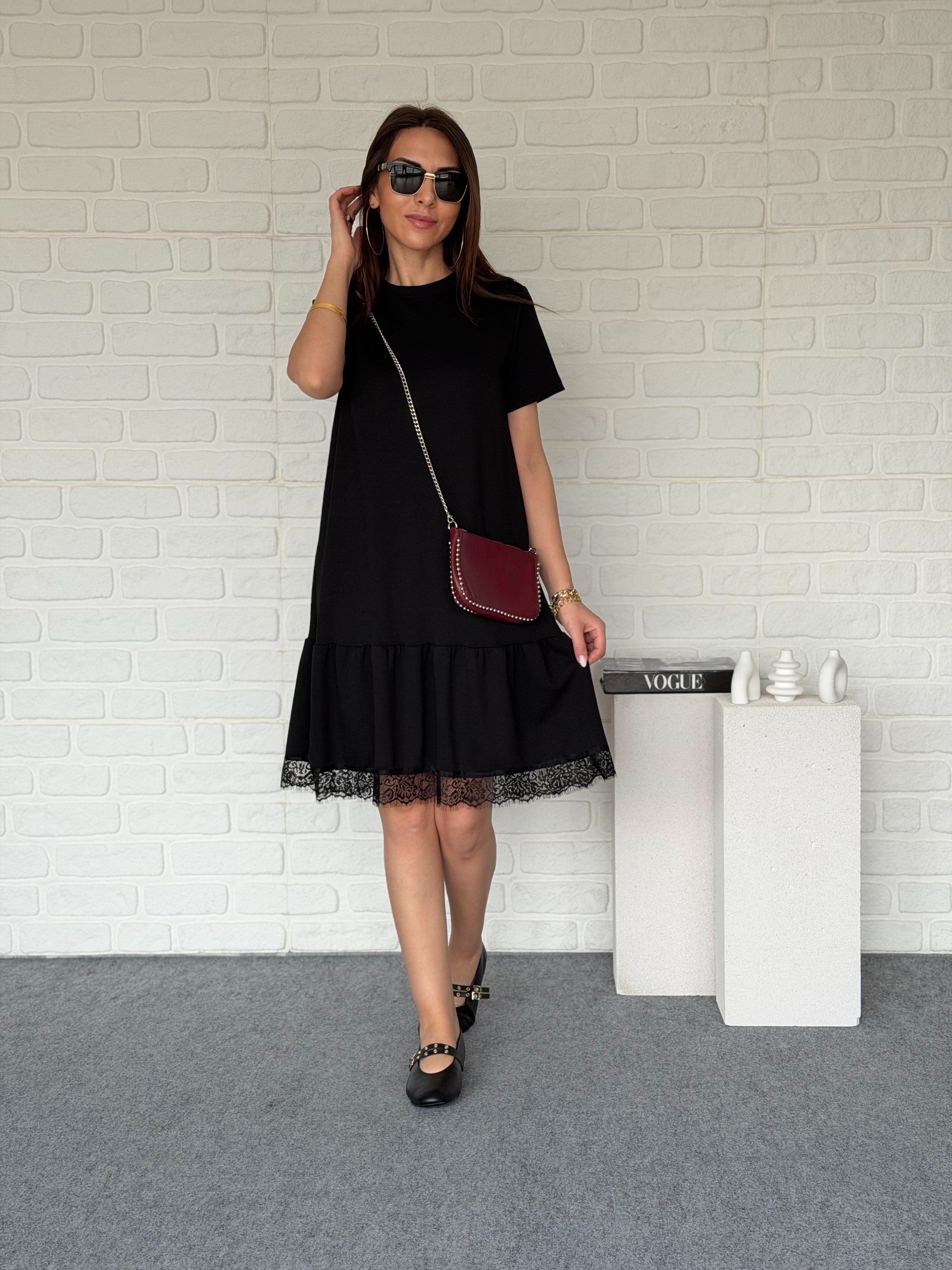 Eteği Dantelli Modal Elbise Siyah