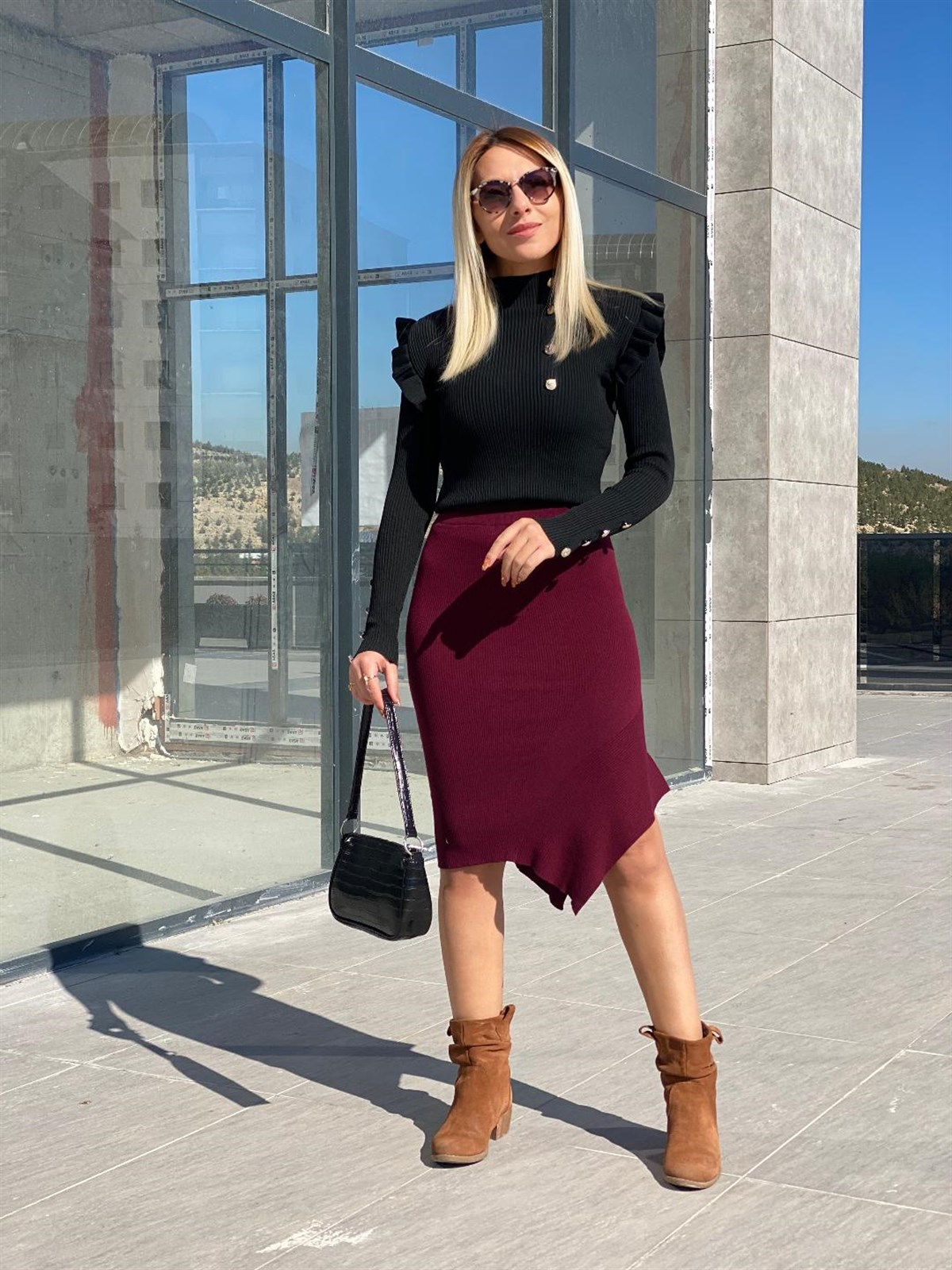 Gold Düğmeli Triko Etek