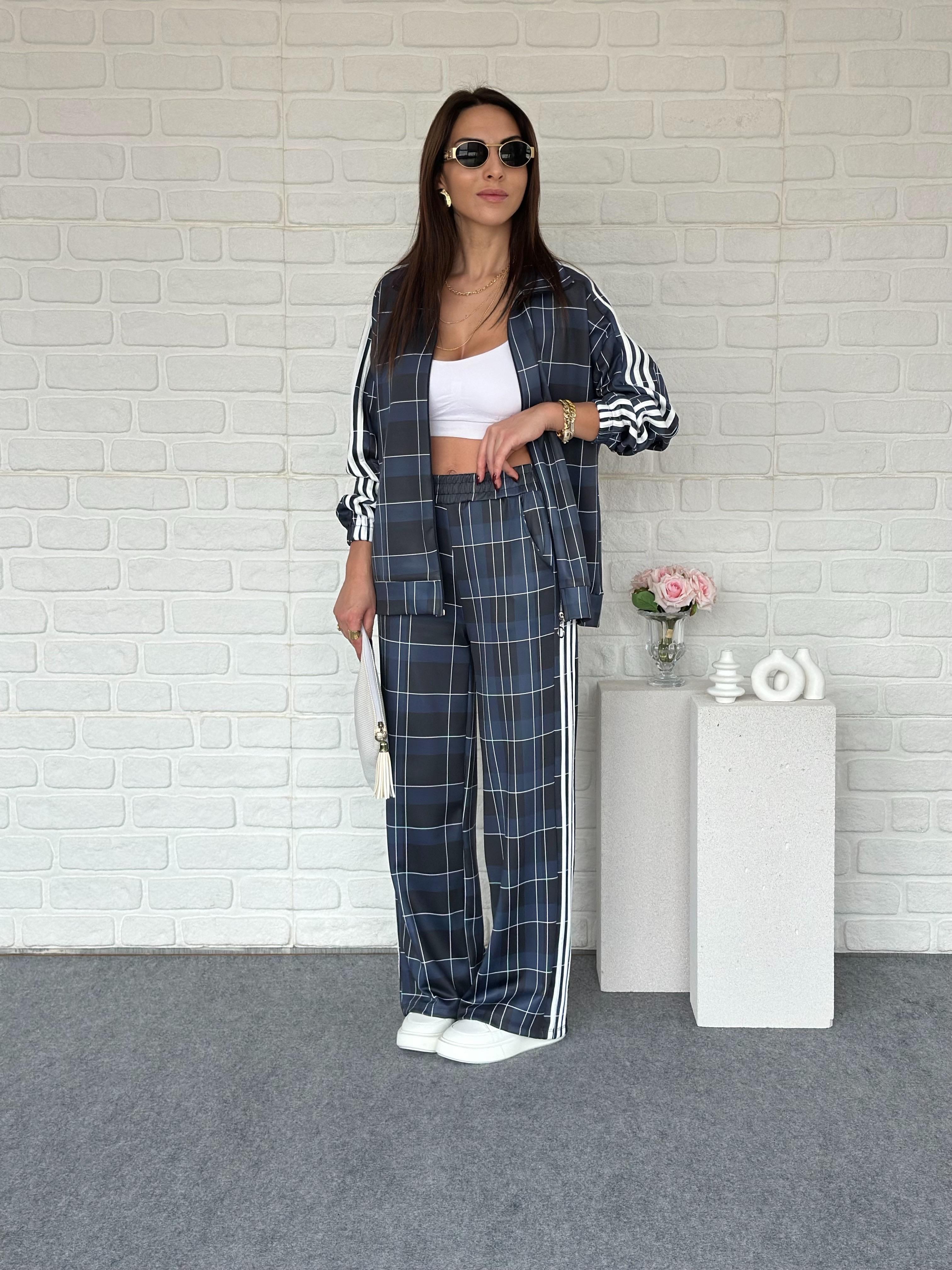 ŞERİTLİ EKOSE MODAL TAKIM LACİ