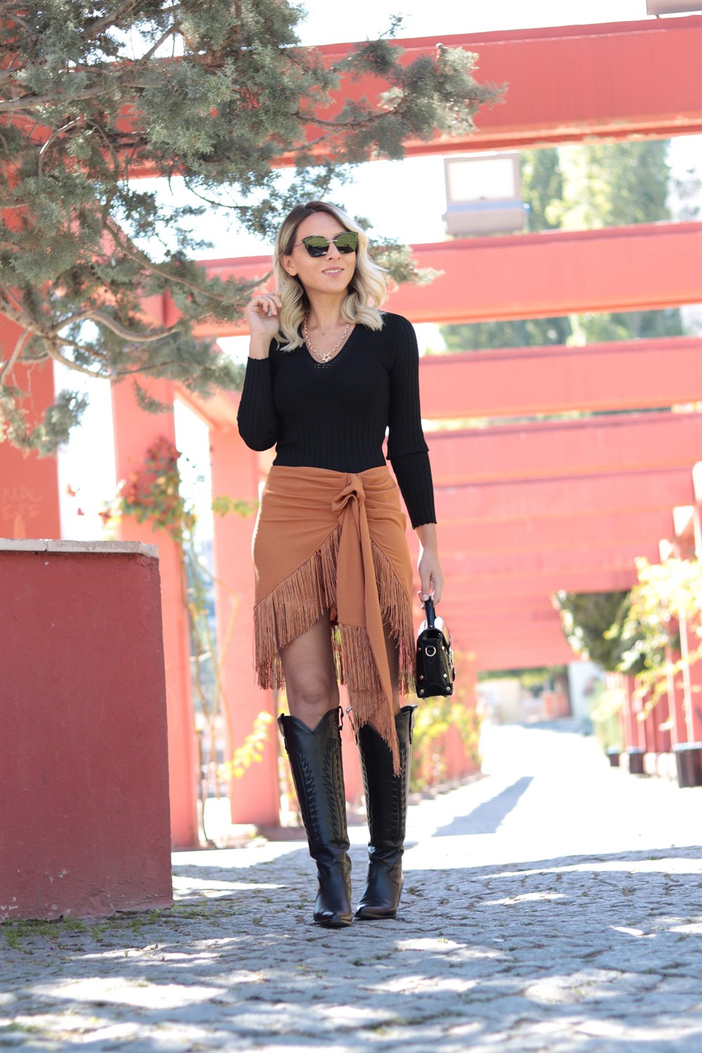 Taba Püskül Detay Etek