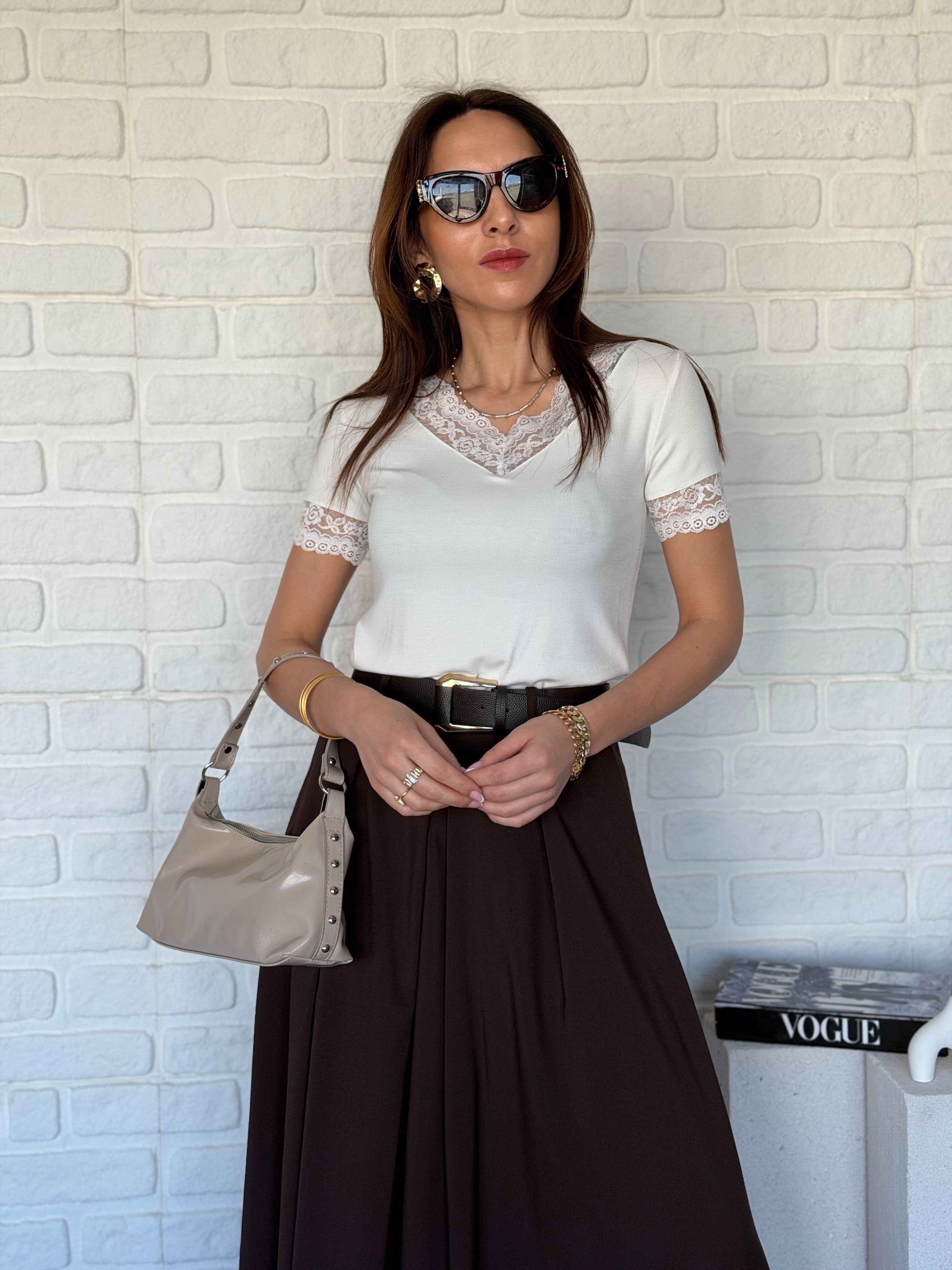 V Yaka Dantelli Bluz Beyaz