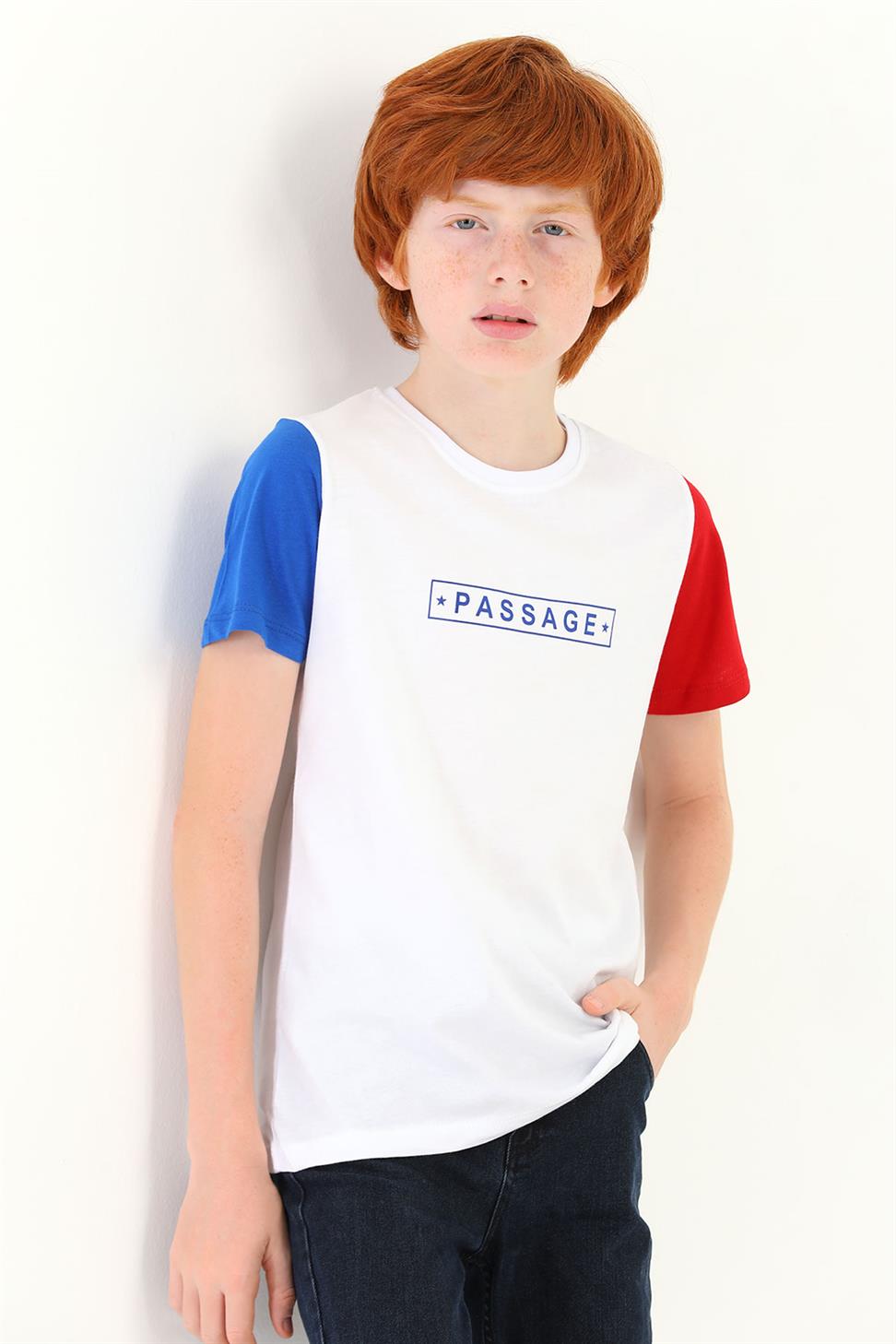 Acar-Erkek Çocuk Beyaz Renkli Kısa Kollu Passage Baskılı Tişört