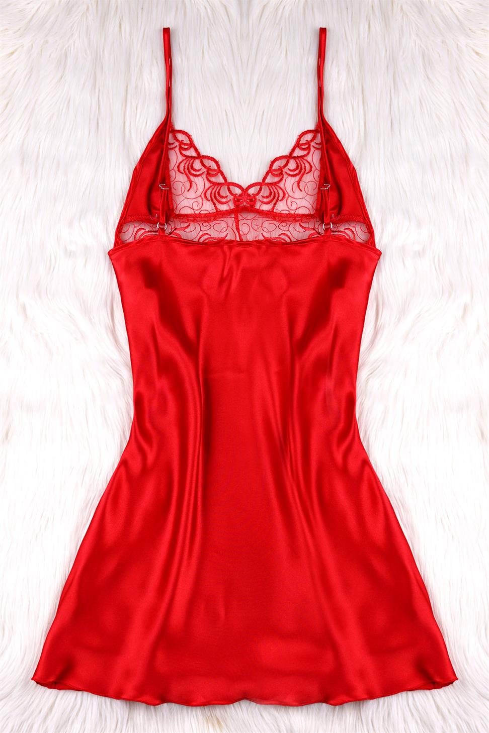 Gögüs Dekolteli Askılı Kırmızı Renk Saten Gecelik