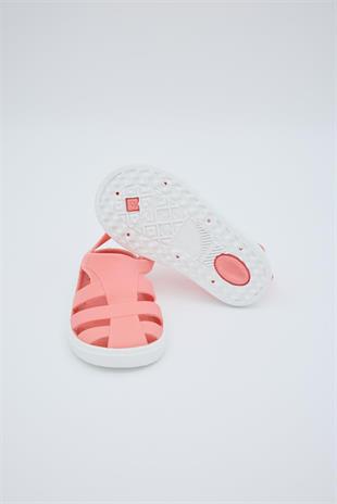 Boatilus Bioty-B Candy/White Sandals