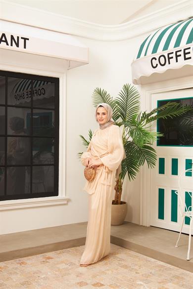 Ayperi Bağlama Detaylı Işıltı Kumaş Abiye - Krem