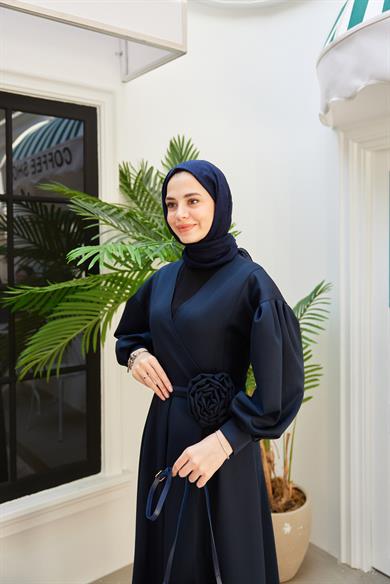 Belinde Gül Detaylı Krep Elbise - Lacivert