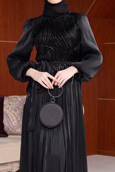Eylül Abiye - Siyah