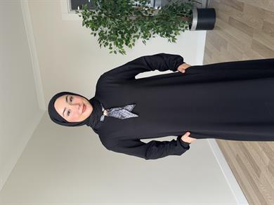 Fular Detay Oysh Elbise - Siyah