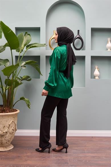Gamze Waist Tied Satin Shirt - Emerald Green
