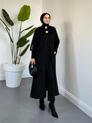 Halime Düğme Detay Kaban - Siyah