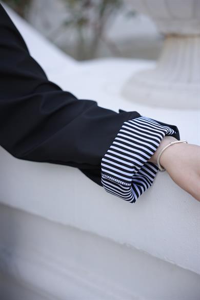 Hooded Parachute Fabric Trench Coat - Black