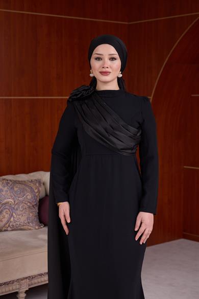 Nihan Omuzu Saten Gül Detaylı Abiye - Siyah