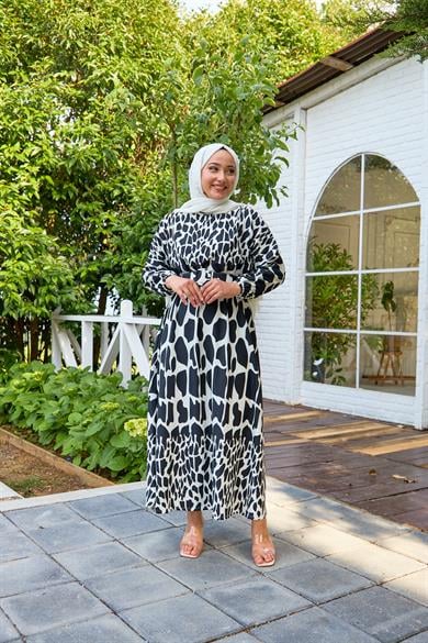 Piece Patterned Belted Dress - Black