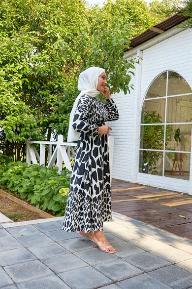 Piece Patterned Belted Dress - Black