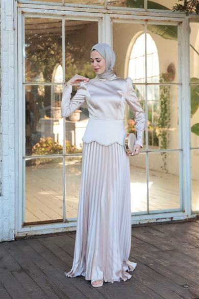 Plise Detay Saten Abiye - Bej