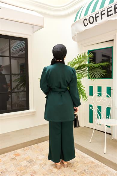 Püskül Detay Scuba Takım - Zümrüt Yeşil