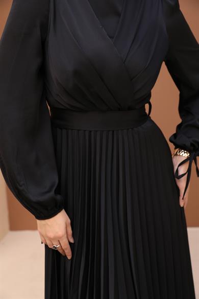 Zuhal Evening Dress - Black