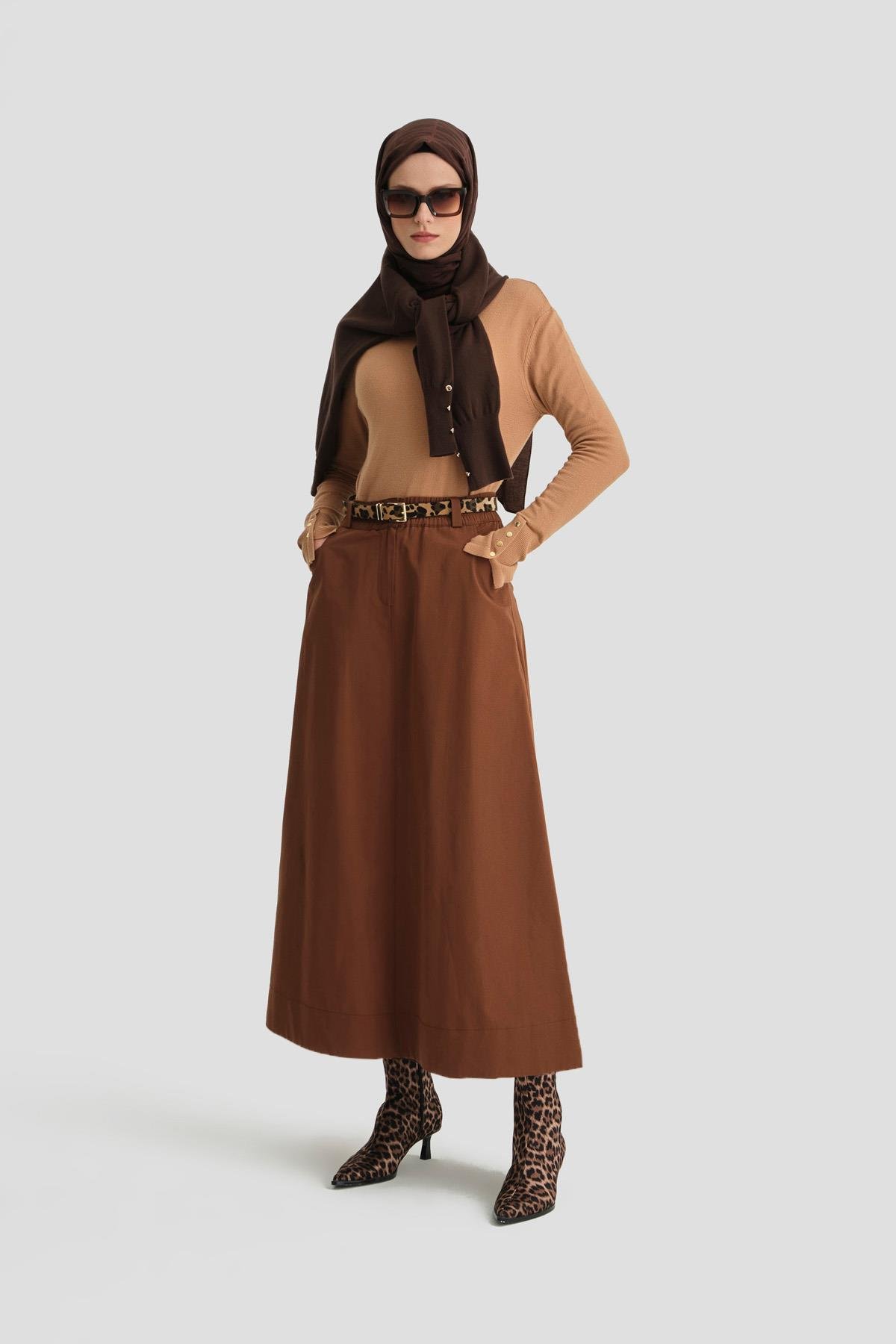 NAQISHE CEPLİ ETEK/KAHVERENGİ