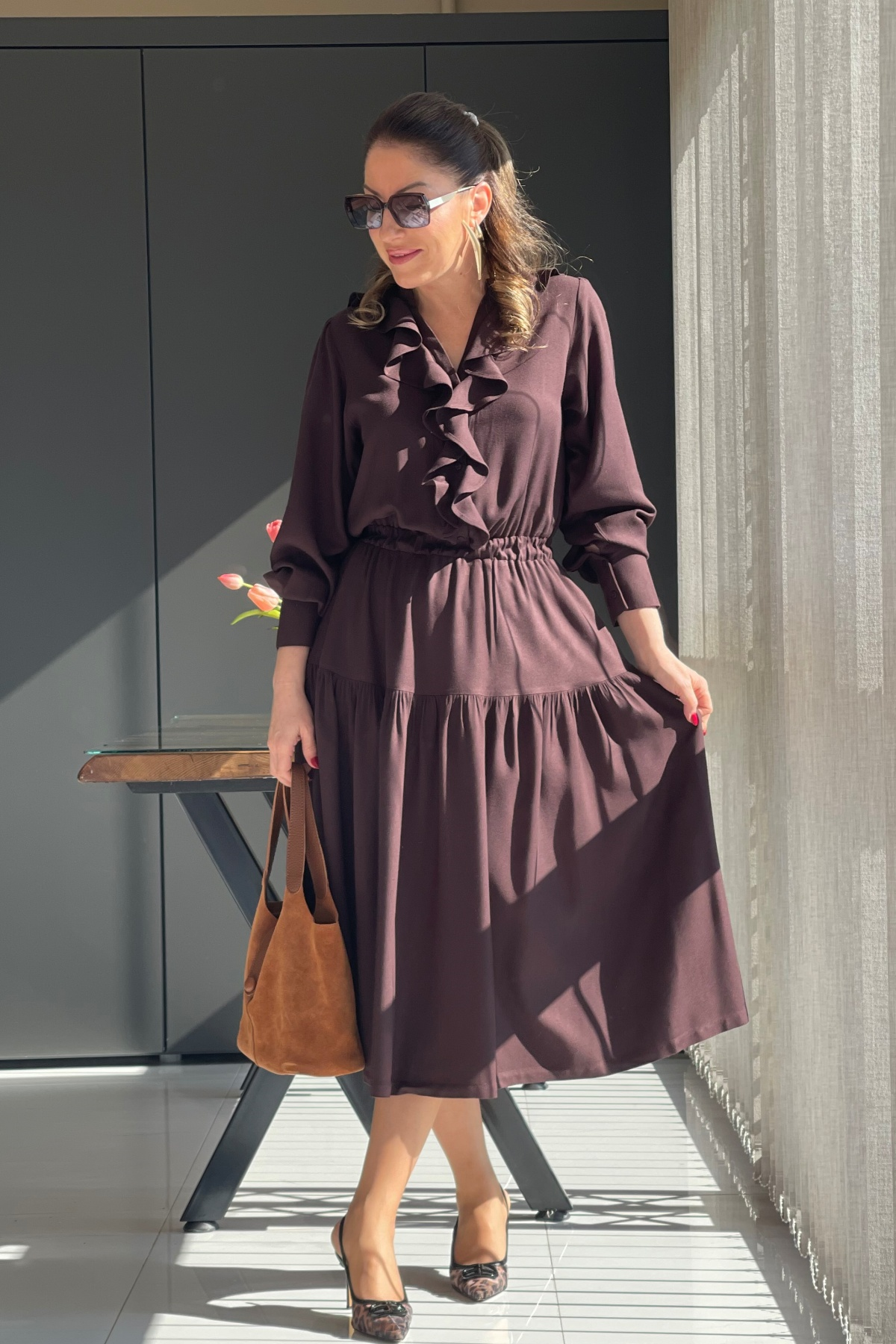 Fırfır Detay Acı Kahve Elbise