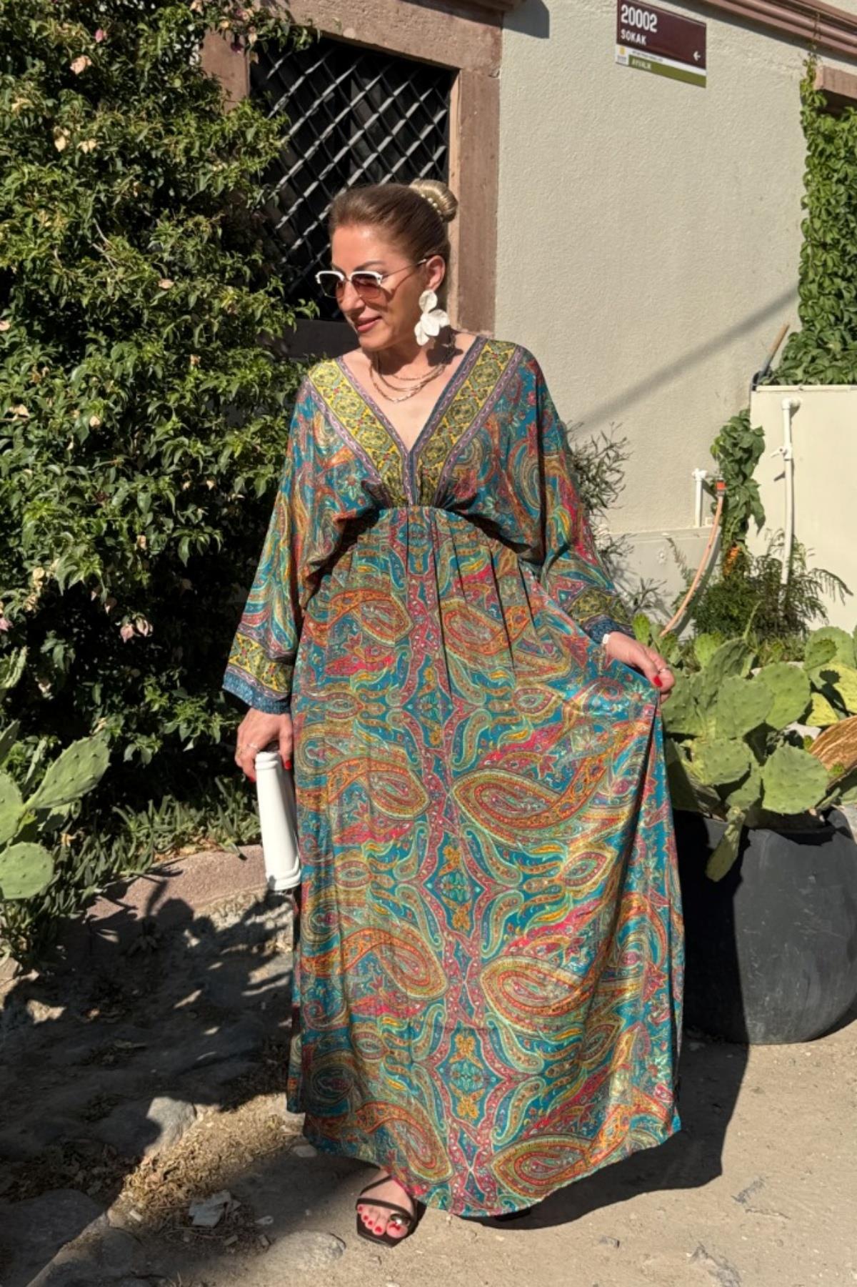 İthal Hint İpek Geniş Kol Bel Lastik Detay Elbise