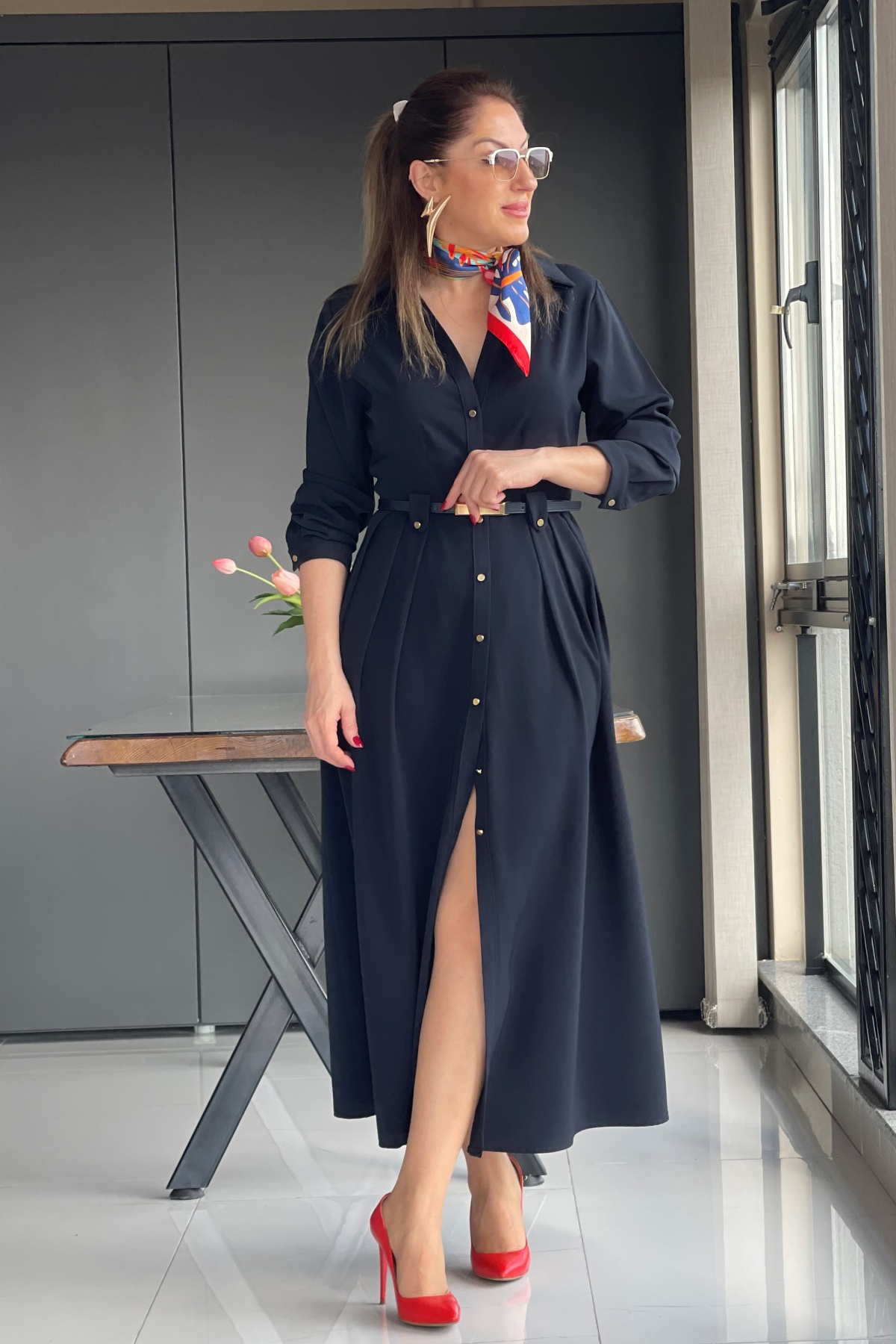 Kemer Detay Düğmeli Lacivert Elbise