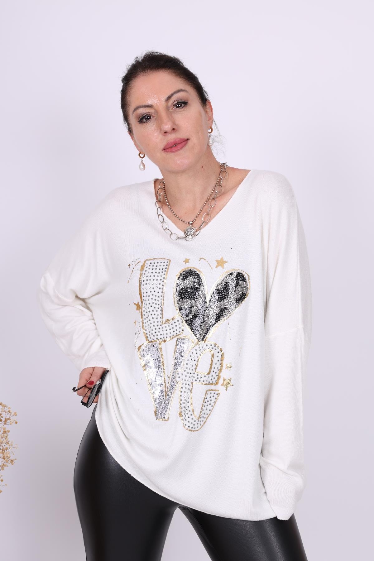 Love Yazı Detay İthal Beyaz Bluz