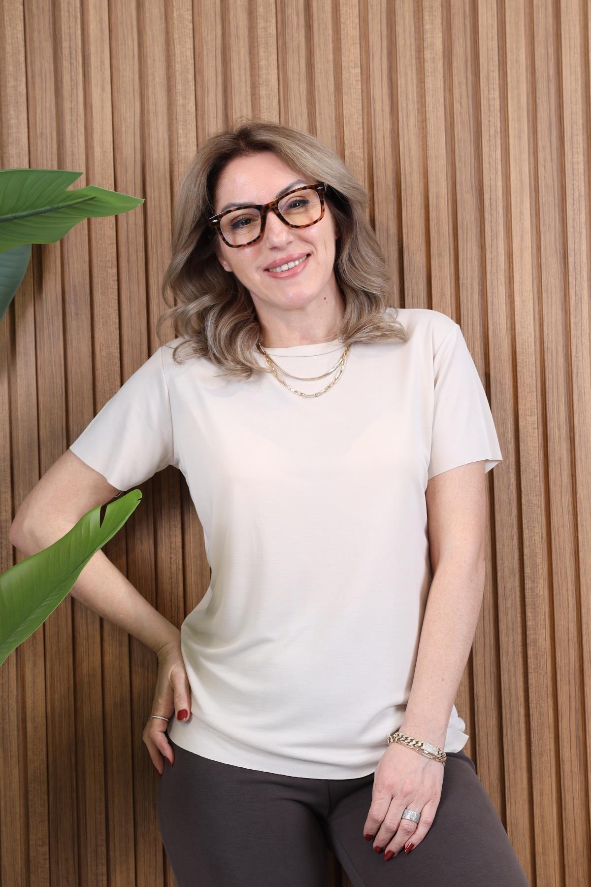 Orj Marka Basic Bej T-shirt