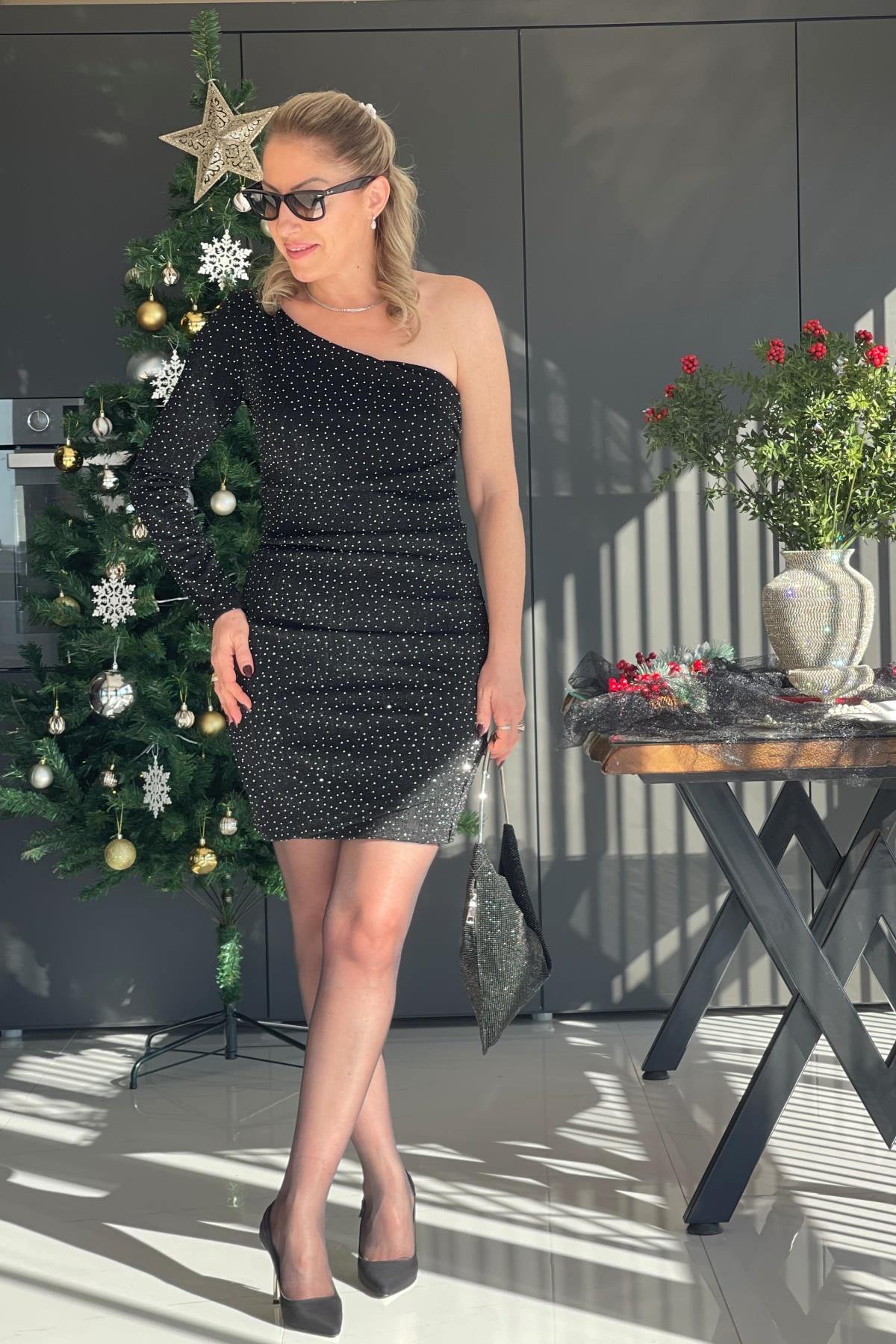 Tek Omuz Işıltılı Siyah Elbise