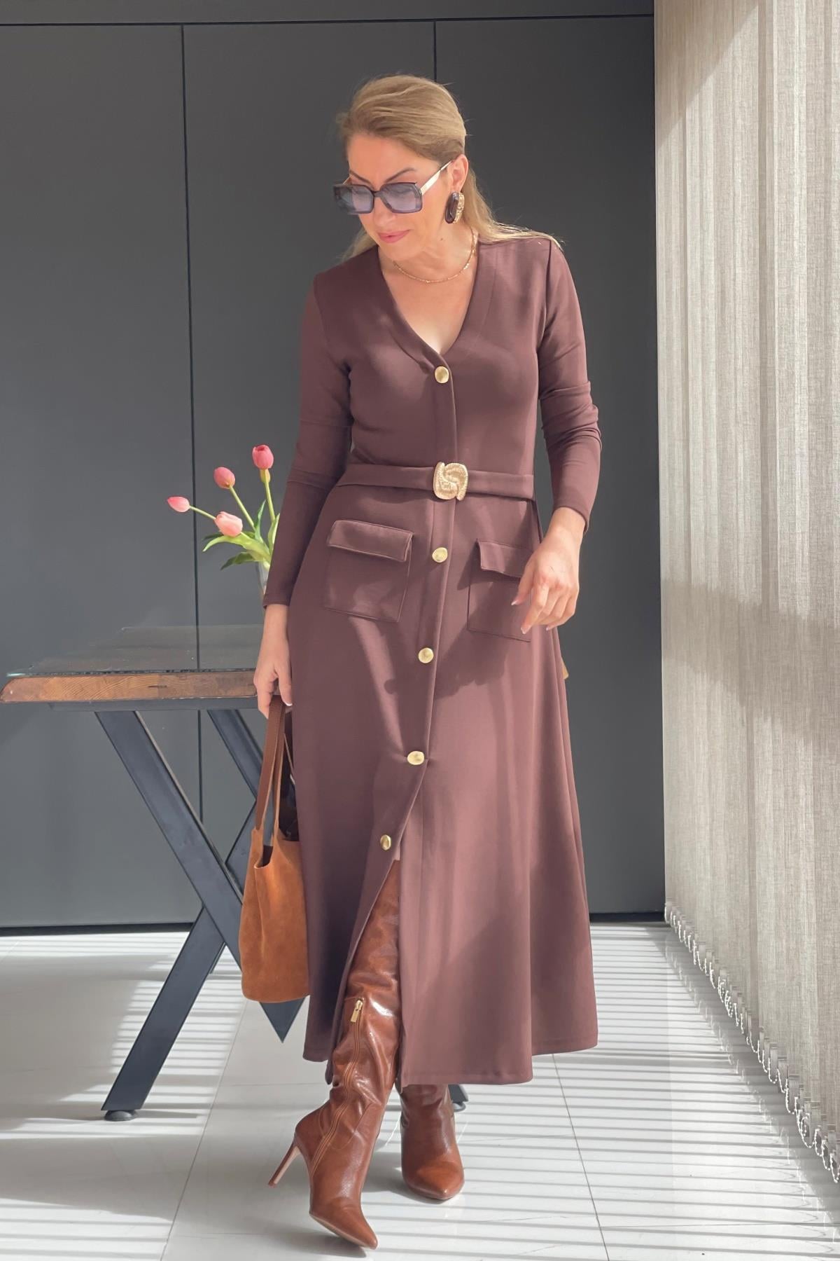 Toka Detay Kahve Elbise