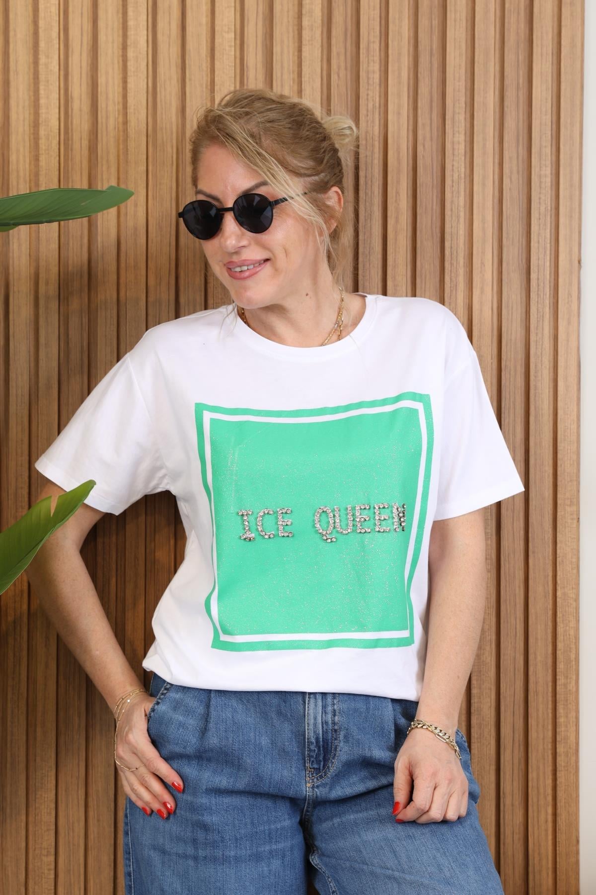 Yazı Detay T-Shirt