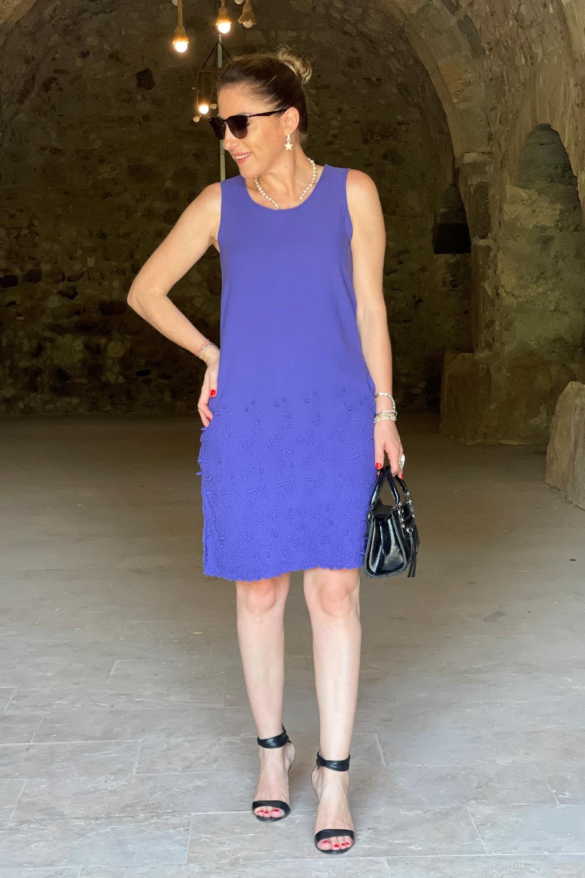 Yırtmaç Detay Mor Elbise