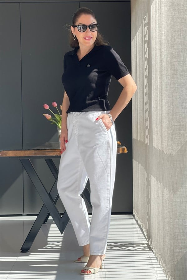 Bel Lastik Detay Beyaz Jean